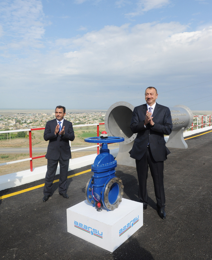 Prezident İlham Əliyev Hacıqabulda Şirvan-Muğan qrup su kəmərinin təməlqoyma mərasimində iştirak edib (FOTO)