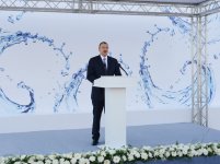 Prezident İlham Əliyev Hacıqabulda Şirvan-Muğan qrup su kəmərinin təməlqoyma mərasimində iştirak edib (FOTO)
