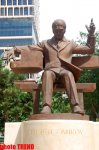 Tarixi yaşadan heykəllər (FOTO)