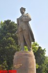 Tarixi yaşadan heykəllər (FOTO)