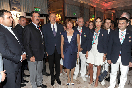 Prezident İlham Əliyev: Ümid edirik ki, idmançılarımız olimpiadada Azərbaycanı layiqincə təmsil edəcəklər və yarışlar zamanı bayrağımızı qaldırılacaqlar (FOTO)