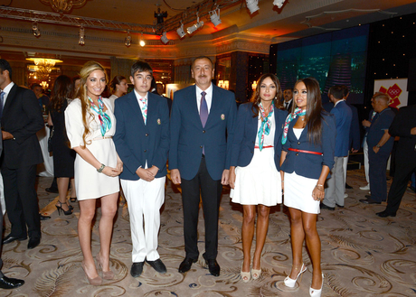 Prezident İlham Əliyev: Ümid edirik ki, idmançılarımız olimpiadada Azərbaycanı layiqincə təmsil edəcəklər və yarışlar zamanı bayrağımızı qaldırılacaqlar (FOTO)