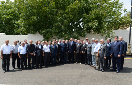 İlham Əliyev Cəlilabad-Hamarqışlaq-Sadatlı kəndlərararası avtomobil yolunun açılışında iştirak edib (FOTO)