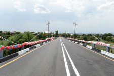 İlham Əliyev Cəlilabad-Hamarqışlaq-Sadatlı kəndlərararası avtomobil yolunun açılışında iştirak edib (FOTO)