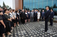 Prezident İlham Əliyev: Azərbaycan dünya miqyasında yüksək gəlirli ölkəyə çevriləcək (FOTO)