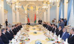 Belarusda Prezident İlham Əliyevin şərəfinə rəsmi ziyafət verilib (FOTO)