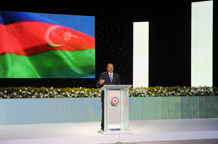 Prezident İlham Əliyev: Azərbaycanda çox güclü və mehriban idman ailəsi var (FOTO)