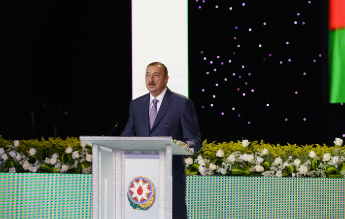 Prezident İlham Əliyev: Azərbaycanda çox güclü və mehriban idman ailəsi var (FOTO)