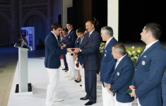 Prezident İlham Əliyev: Azərbaycanda çox güclü və mehriban idman ailəsi var (FOTO)