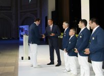 Prezident İlham Əliyev: Azərbaycanda çox güclü və mehriban idman ailəsi var (FOTO)