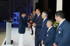 Prezident İlham Əliyev: Azərbaycanda çox güclü və mehriban idman ailəsi var (FOTO)