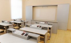 İlham Əliyev Bakıda 49 nömrəli "İntellekt" məktəb-liseyin və 21 nömrəli məktəbin binalarının yenidənqurmadan sonrakı vəziyyəti ilə tanış olub (FOTO)