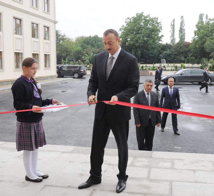 İlham Əliyev Zaqatalada Gözbarax kənd tam orta məktəbinin açılış mərasimində iştirak edib (FOTO)