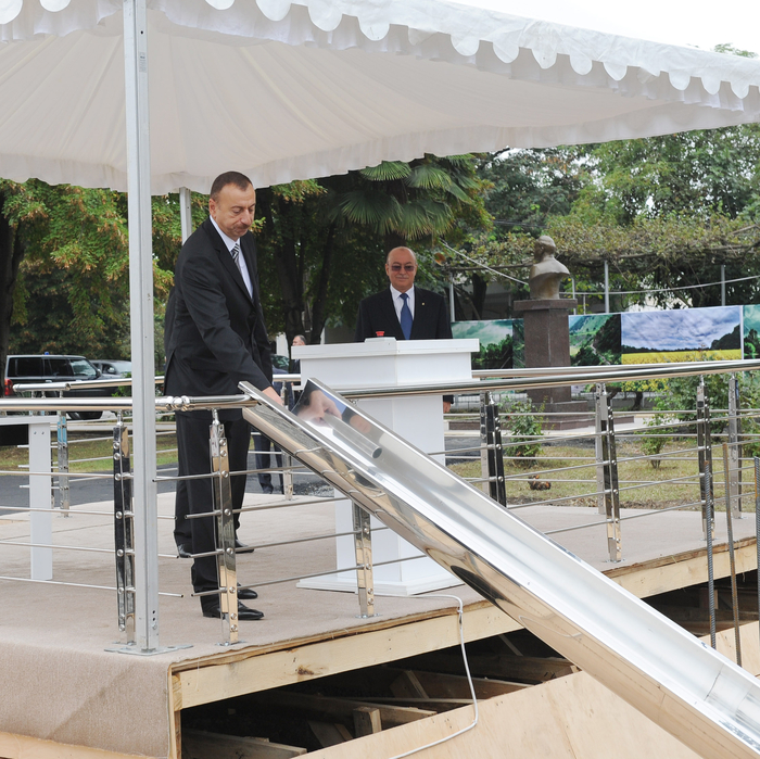 İlham Əliyev Bəhmətli kənd tam orta məktəb binasının təməlqoyma mərasimində iştirak edib (FOTO)