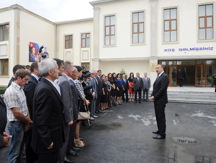 İlham Əliyev Zaqatalada Gözbarax kənd tam orta məktəbinin açılış mərasimində iştirak edib (FOTO)