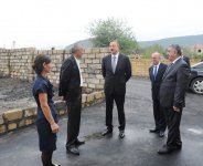 Prezident İlham Əliyev Zaqatalanın Gözbarax kənd sakini üçün yeni tikilmiş fərdi evdə olmuşdur (FOTO)