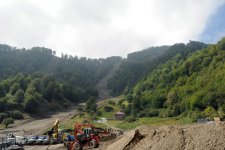 İlham Əliyev "Tufan" dağ-xizək yay-qış istirahət kompleksində işlərin gedişi ilə tanış olub (FOTO)