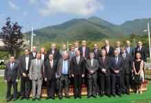 Prezident İlham Əliyev ATƏT-ə üzv ölkələrin səfirlərini qəbul edib (FOTO)