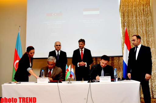 Bakıda ADA və Maastrixt Menecement Məktəbi arasında əməkdaşlıq barədə memorandum imzalanıb (FOTO)