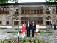 Azərbaycan Prezidenti və Türkiyənin Baş naziri Şəki Xan sarayı ilə tanış olublar (FOTO)