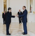 İlham Əliyev Koreya Respublikasının ölkəmizdə yeni təyin olunmuş səfirinin etimadnaməsini qəbul edib