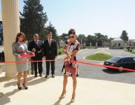 Azərbaycanın birinci xanımı Mehriban Əliyeva Bakıda texniki peşə məktəbinin açılışında iştirak edib (FOTO)