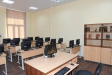 Azərbaycanın birinci xanımı Mehriban Əliyeva Bakıda texniki peşə məktəbinin açılışında iştirak edib (FOTO)