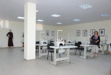 Azərbaycanın birinci xanımı Mehriban Əliyeva Bakıda texniki peşə məktəbinin açılışında iştirak edib (FOTO)