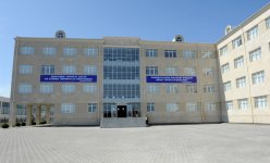 İlham Əliyev və xanımı Bakının Keşlə qəsəbəsində yeni məktəb binasının açılışında iştirak ediblər (FOTO)