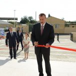 Prezident İlham Əliyev paytaxtın Bülbülə qəsəbəsində yeni inşa olunmuş 327 nömrəli tam orta məktəbin açılışında iştirak edib (FOTO)