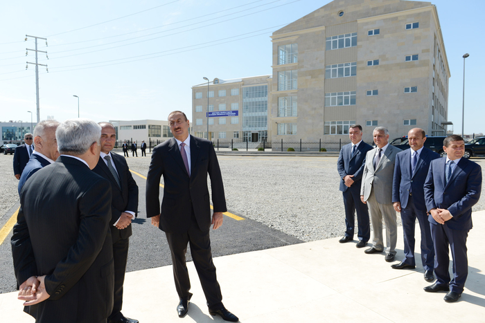 Bakının Keşlə qəsəbəsində 100 yerlik uşaq bağçası binasının təməli qoyulub (FOTO)