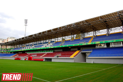 Bakıda 8-ci Kilometr qəsəbəsində tikilən yeni stadiondan görüntülər (FOTO)