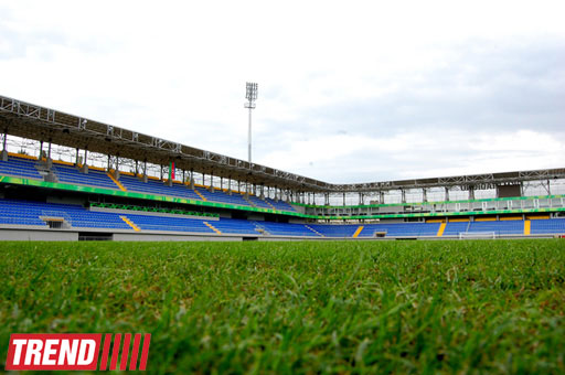 Bakıda 8-ci Kilometr qəsəbəsində tikilən yeni stadiondan görüntülər (FOTO)