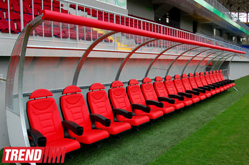Bakıda 8-ci Kilometr qəsəbəsində tikilən yeni stadiondan görüntülər (FOTO)