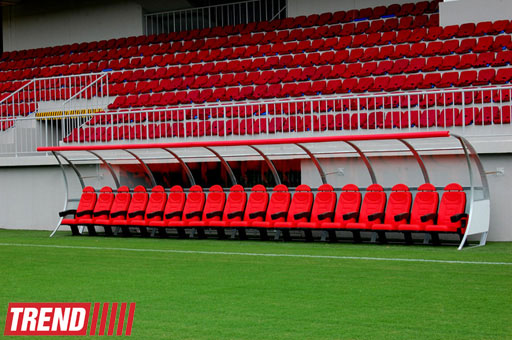 Bakıda 8-ci Kilometr qəsəbəsində tikilən yeni stadiondan görüntülər (FOTO)
