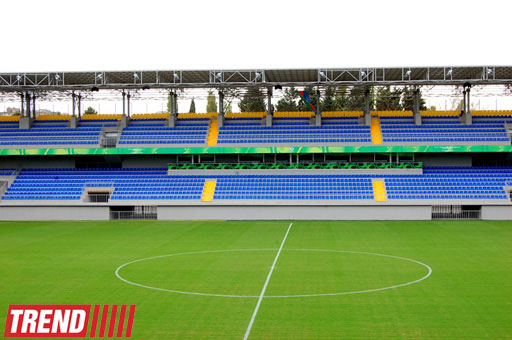 Bakıda 8-ci Kilometr qəsəbəsində tikilən yeni stadiondan görüntülər (FOTO)