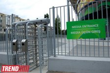Bakıda 8-ci Kilometr qəsəbəsində tikilən yeni stadiondan görüntülər (FOTO)
