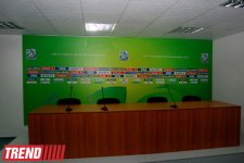 Bakıda 8-ci Kilometr qəsəbəsində tikilən yeni stadiondan görüntülər (FOTO)