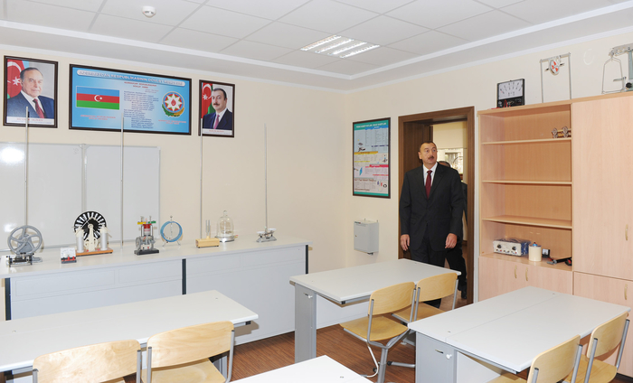 Prezident İlham Əliyev: Vətənə bağlılıq, sevgi, peşəkarlıq və yüksək biliyə malik olmaq Azərbaycanı qabağa aparacaq (FOTO)