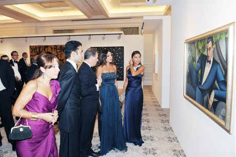Azərbaycanın birinci xanımı “Christie’s” hərrac evinin Bakıda ilk sərgisinin açılış mərasimində iştirak edib (FOTO)