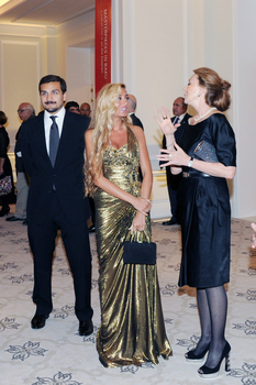 Azərbaycanın birinci xanımı “Christie’s” hərrac evinin Bakıda ilk sərgisinin açılış mərasimində iştirak edib (FOTO)