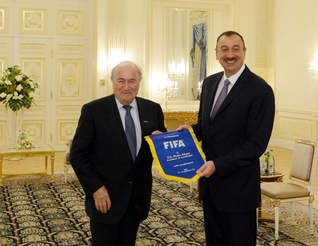İlham Əliyev FIFA prezidentini qəbul edib (FOTO)