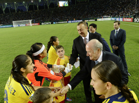 Azərbaycan Prezidenti İlham Əliyev və xanımı FIFA U-17 qadınlararası dünya çempionatının açılış mərasimində iştirak ediblər (FOTO)