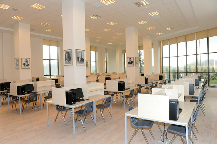 Azərbaycan Prezidenti və xanımı Moskva Dövlət Universitetinin Bakı filialının yeni tədris kompleksinin açılışında iştirak ediblər (FOTO)