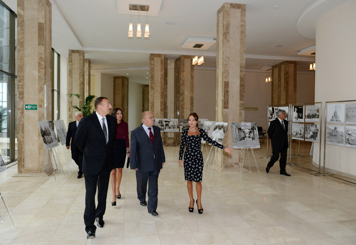 Azərbaycan Prezidenti və xanımı Moskva Dövlət Universitetinin Bakı filialının yeni tədris kompleksinin açılışında iştirak ediblər (FOTO)