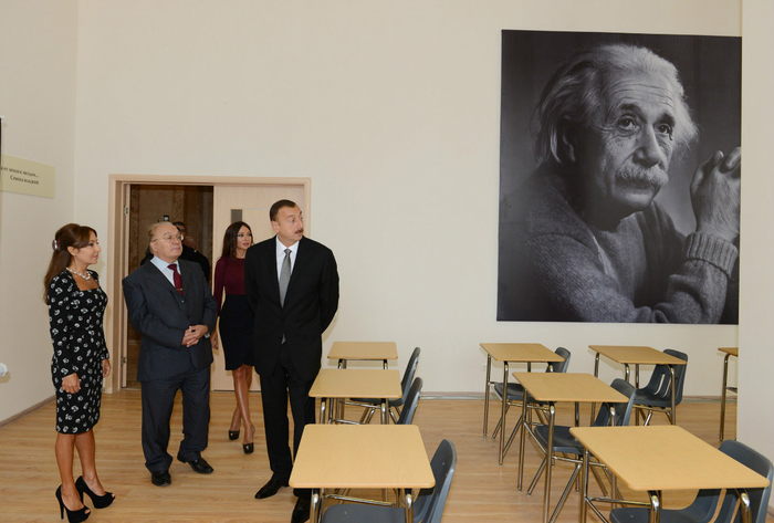 Azərbaycan Prezidenti və xanımı Moskva Dövlət Universitetinin Bakı filialının yeni tədris kompleksinin açılışında iştirak ediblər (FOTO)