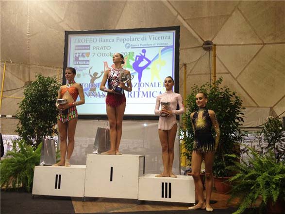 Azərbaycan gimnastları beynəlxalq turnirdə birinci yeri tutublar (FOTO)