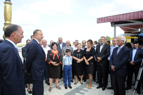 Azərbaycan Prezidenti Yevlaxda Kür çayının sahilində “Bulvar” istirahət mərkəzini açıb (FOTO)