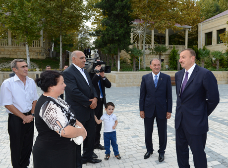 Azərbaycan Prezidenti Yevlaxda Kür çayının sahilində “Bulvar” istirahət mərkəzini açıb (FOTO)