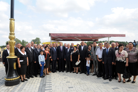 Azərbaycan Prezidenti Yevlaxda Kür çayının sahilində “Bulvar” istirahət mərkəzini açıb (FOTO)